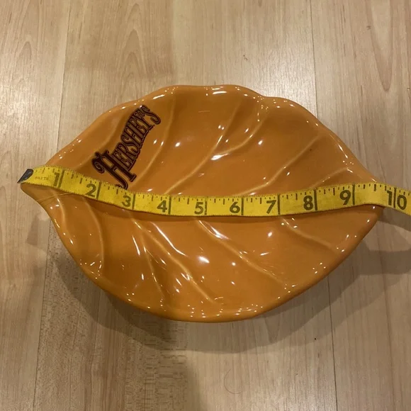 Hershey’s limited edition leaf plate - Pfaltzgraff - Picture 3 of 3